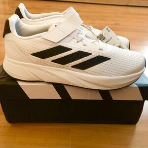 Adidas Duramo SL EL K White Black  Sneakers Shoes  Size 5 1/2